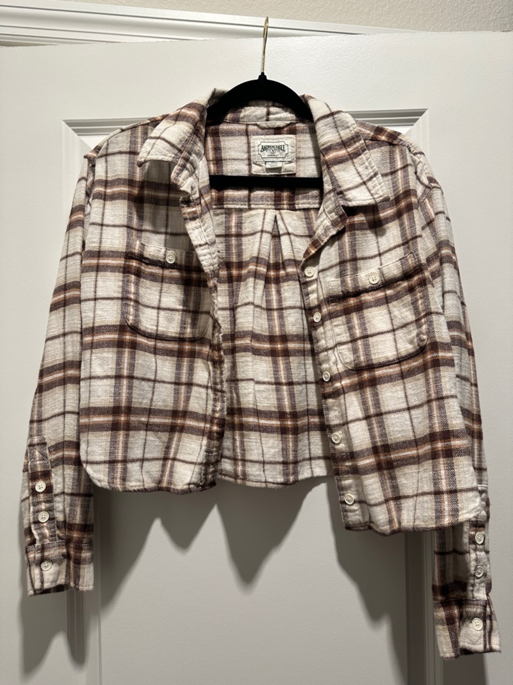 American Eagle Outfitters Cream and Brown Plaid Cropped Shacket